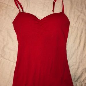 Red cami